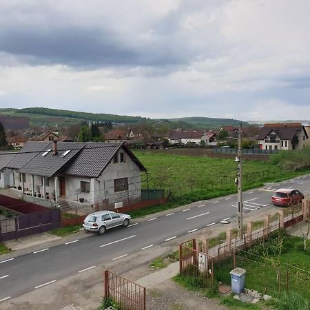 Max Studio Sancraiu de Mures Екстер'єр фото
