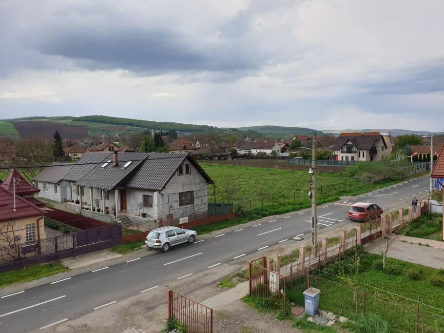 Max Studio Sancraiu de Mures Екстер'єр фото